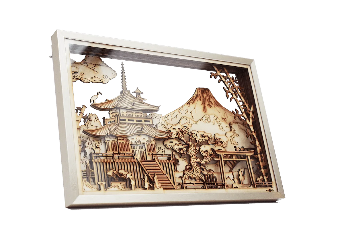 Tableau en bois ARIKIRA ARIKIRA, oeuvre decoupe laser multicouche en bois par Arkitorii sur le thème du Japon. Temple, torii, samourai, gaisha, bonsai, bambous,